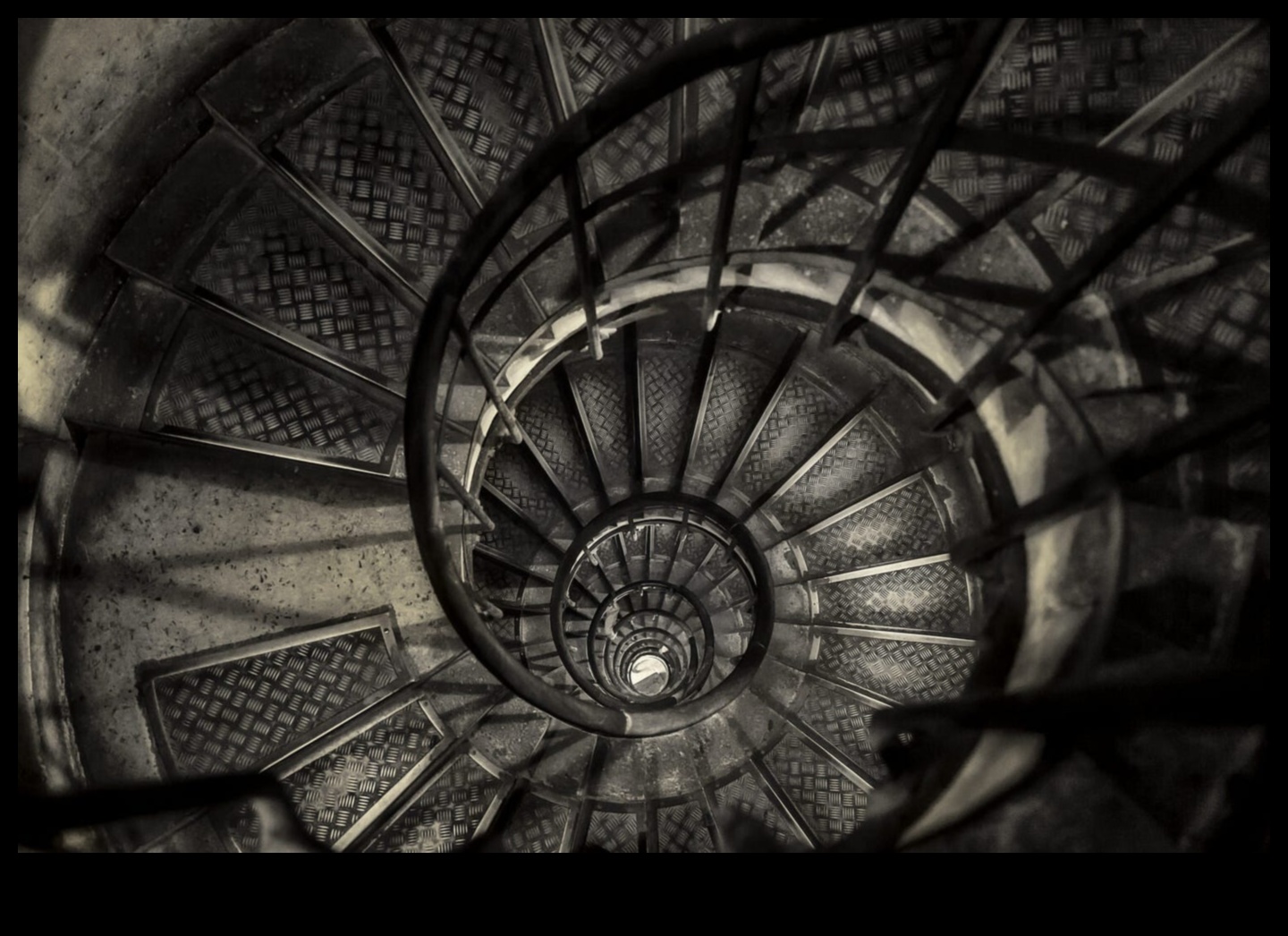 التميز في التأطير ارفع مستوى التصوير الفوتوغرافي لديك من خلال التعليم الشامل 2 التميز في التأطير: ارفع مستوى التصوير الفوتوغرافي الخاص بك من خلال التعليم الشامل