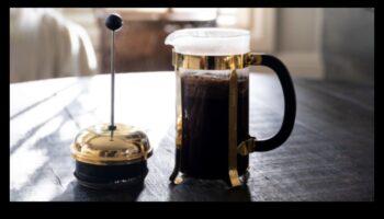ثورة القهوة التي تصنعها بنفسك: إطلاق العنان لإبداعك في المزج المبرد