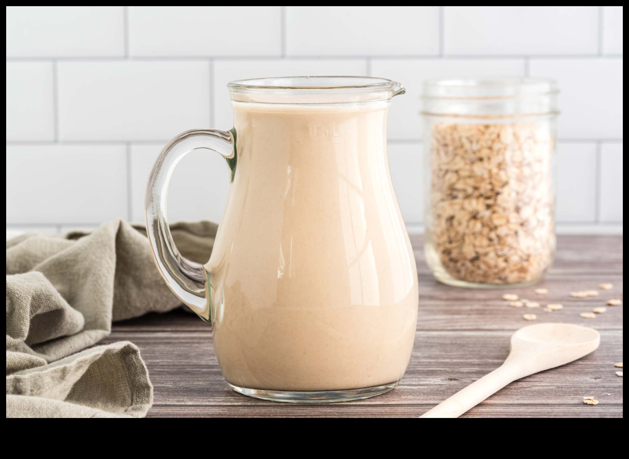 ثورة الشوفان التي تصنعها بنفسك: إطلاق العنان لإبداعك في الصياغة النباتية