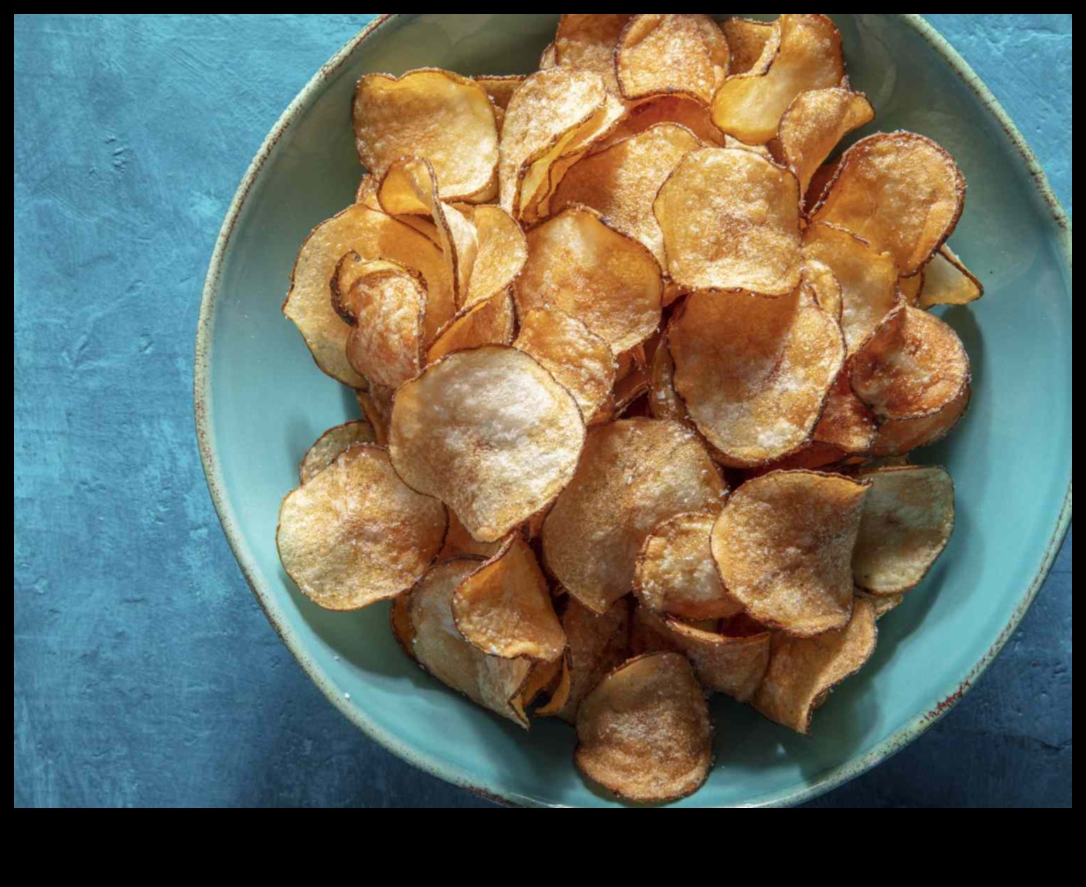 وجبات خفيفة مقرمشة ولذيذة لإشباع شهيتك 1 وجبات خفيفة مقرمشة: استكشف مجموعتنا من الوجبات الخفيفة اللذيذة